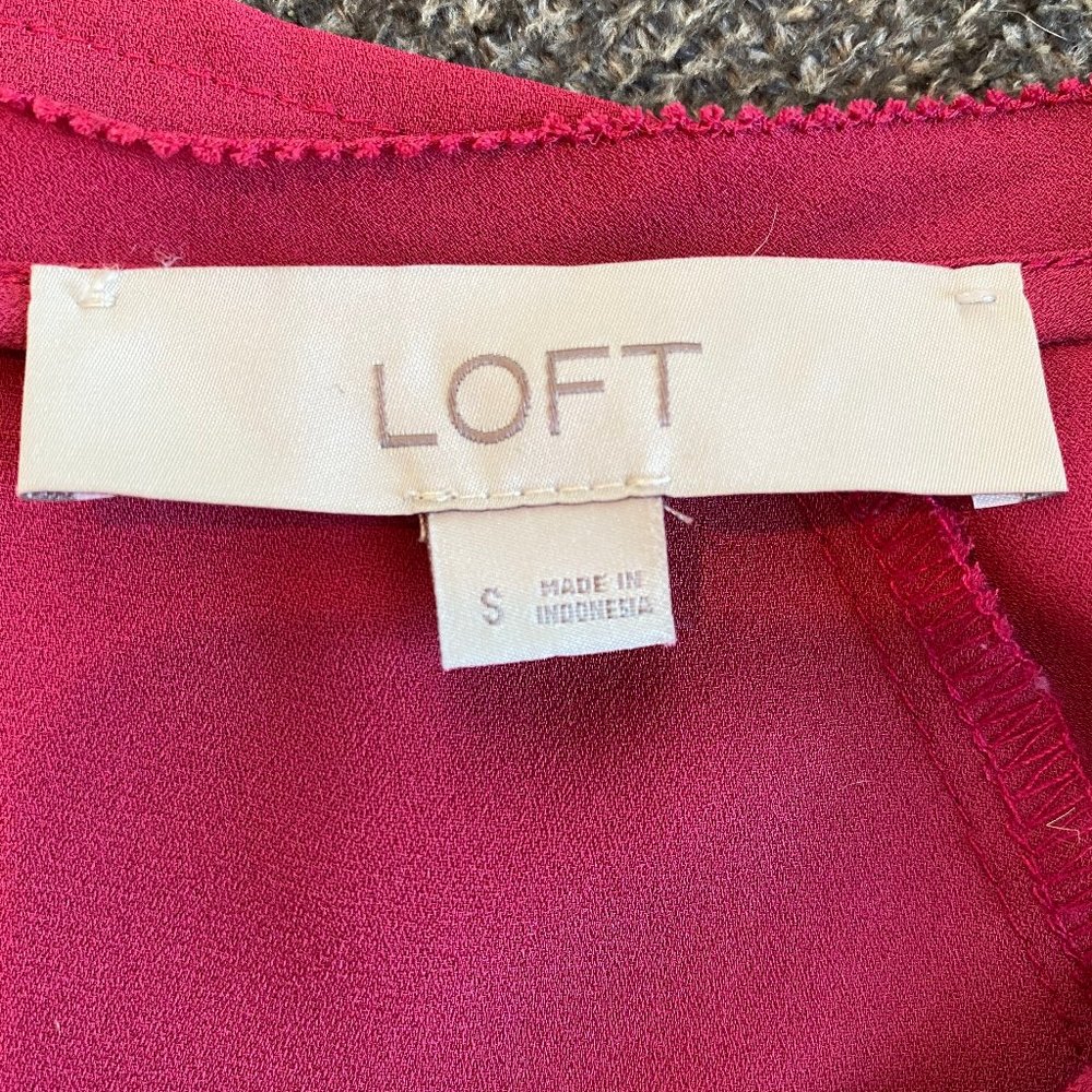LOFT Fuchsia/Pink Top - Picture 4 of 4